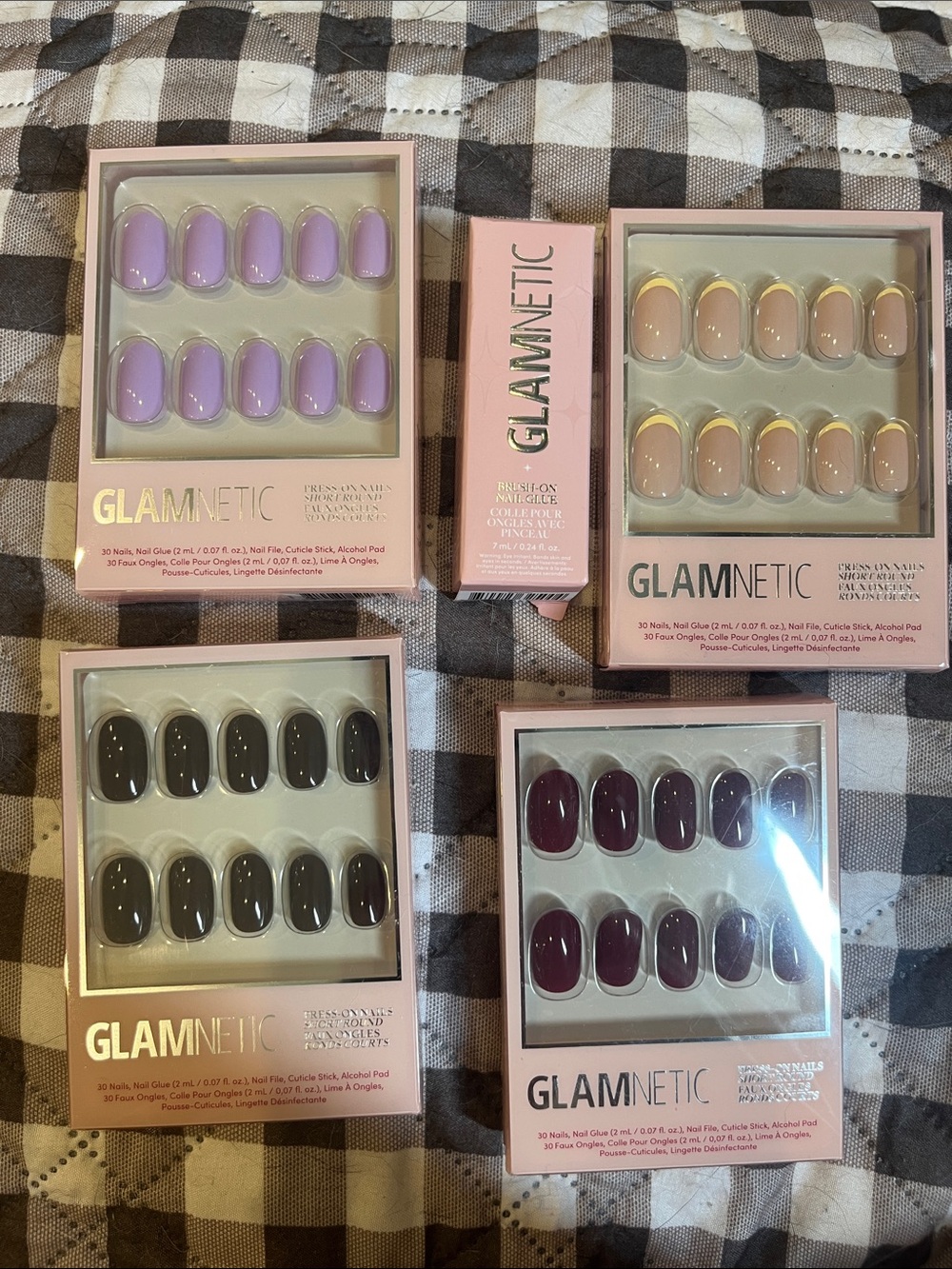 GLAMNETIC Press-On Nail Set - SHORT ROUND, Glue included. Never opened!